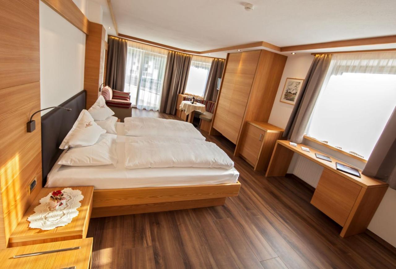 Apartments Aghel ***S Selva di Val Gardena Extérieur photo
